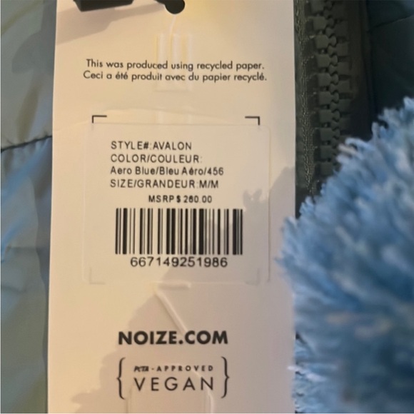 Sold out Jillian’s winter box exclusive puffer coat - Picture 3 of 3